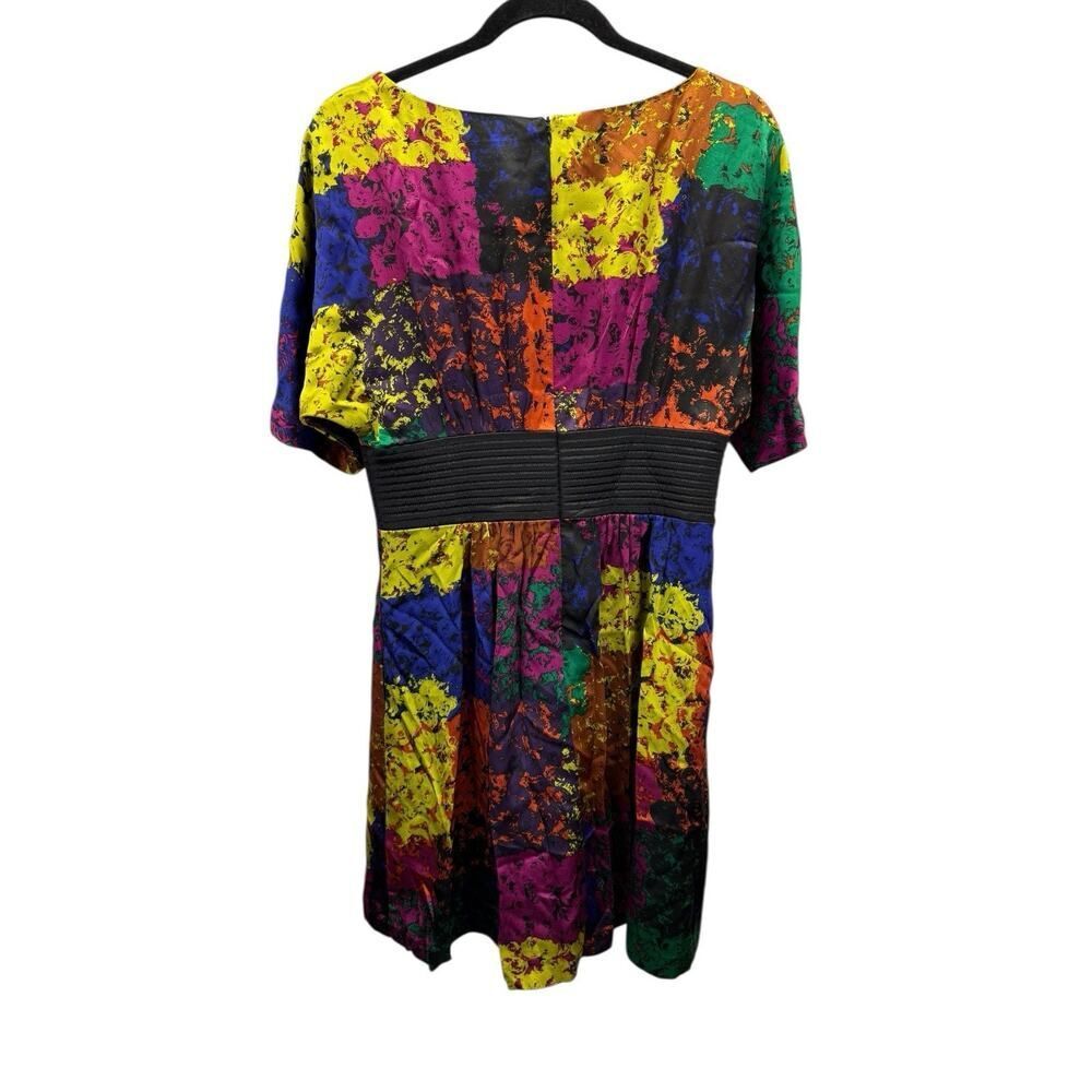 Trina Turk Fosse 100% Silk Multicolor Dress Size 10 Vibrant Print Waist Detail - Picture 6 of 11